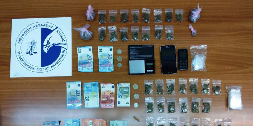 Συλλήψεις στα Εξάρχεια για διακίνηση ναρκωτικών – Τι κατάσχεσαν οι αστυνομικοί