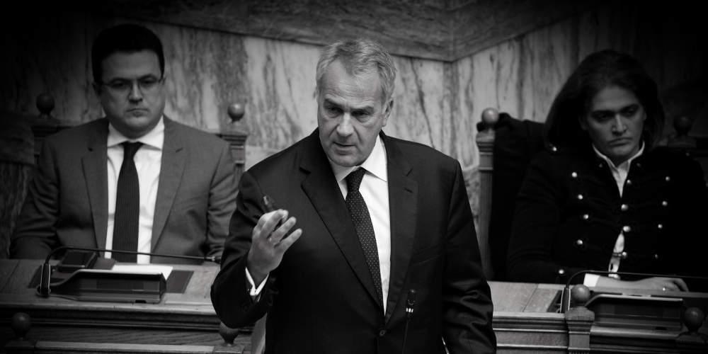 Σκληρή κόντρα στη Βουλή ανάμεσα σε Βορίδη και Τζανακόπουλο για την 6η Δεκεμβρίου