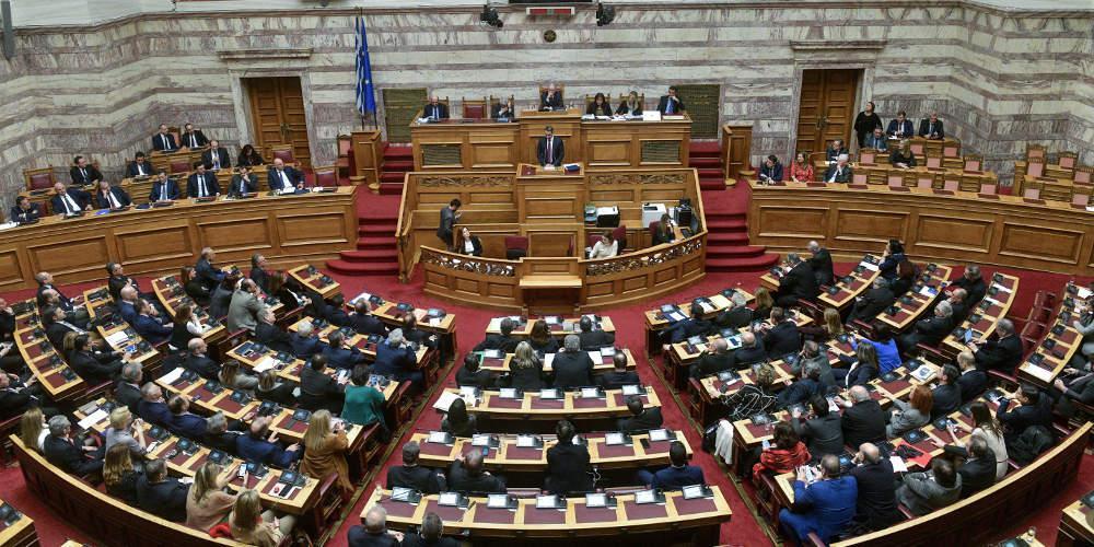 Υπερψηφίστηκε το νομοσχέδιο για τις προϋποθέσεις εισόδου και διαμονής αλλοδαπών