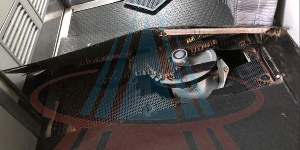 Προσγείωση-θρίλερ στην Τουρκία: Τρύπησε το δάπεδο του ρωσικού αεροσκάφους