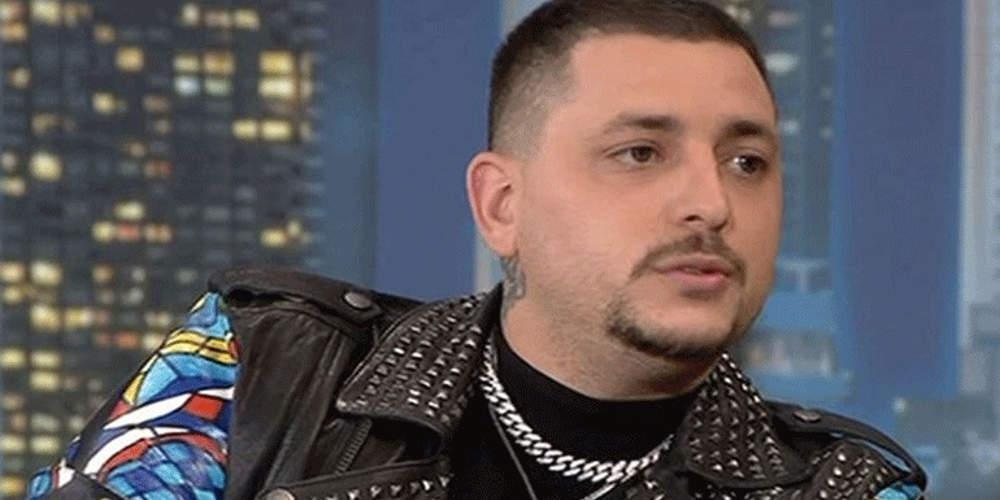 Αυτή είναι η μελαχρινή κούκλα σύντροφος του Madclip