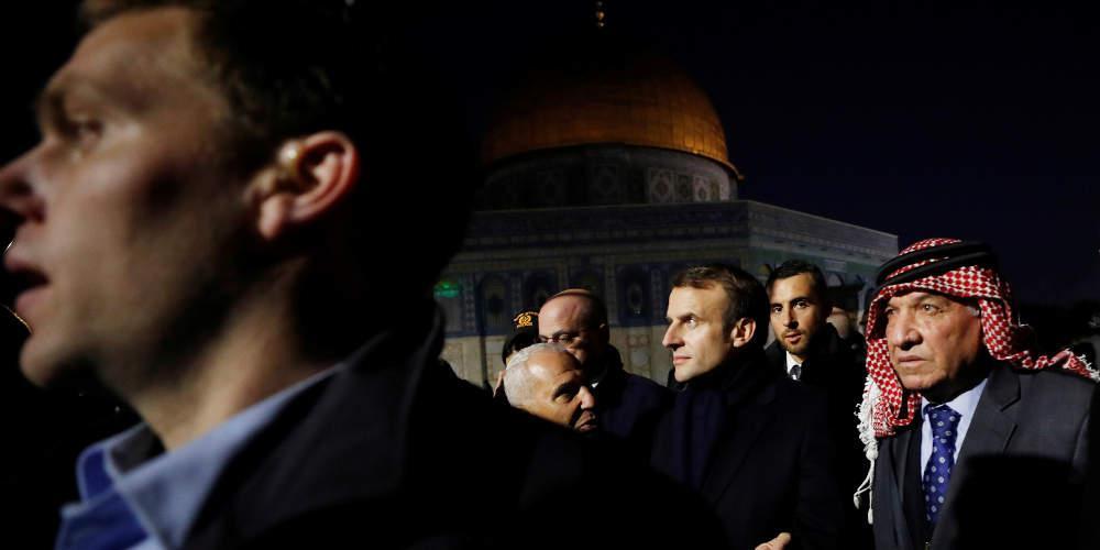 «Περάστε έξω»: Ο Μακρόν «τα έχωσε» σε Ισραηλινούς στρατιώτες έξω από εκκλησία στην Ιερουσαλήμ
