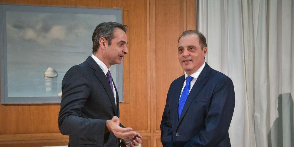 Βελόπουλος: Ο Μητσοτάκης μου είπε ότι σκέφτεται όνομα έκπληξη για ΠτΔ