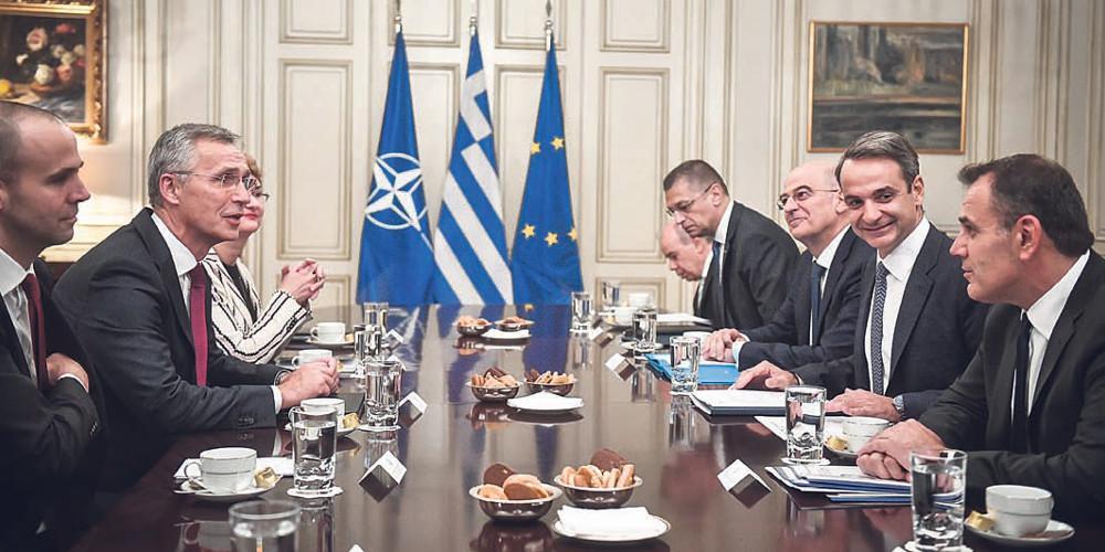 Τo «εγκεφαλικώς νεκρό ΝΑΤΟ» και η Ευρώπη σε ρολό θεατή