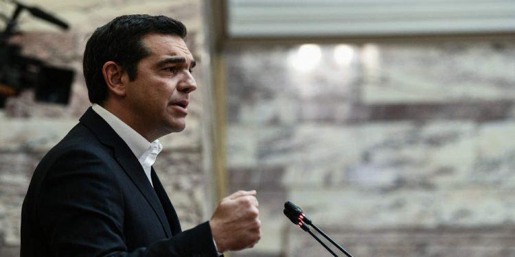 Τσίπρας στη Βουλή για κορωνοϊό: Δεν είναι ώρα για παιχνίδια, απαραίτητα τα περιοριστικά μέτρα [βίντεο]