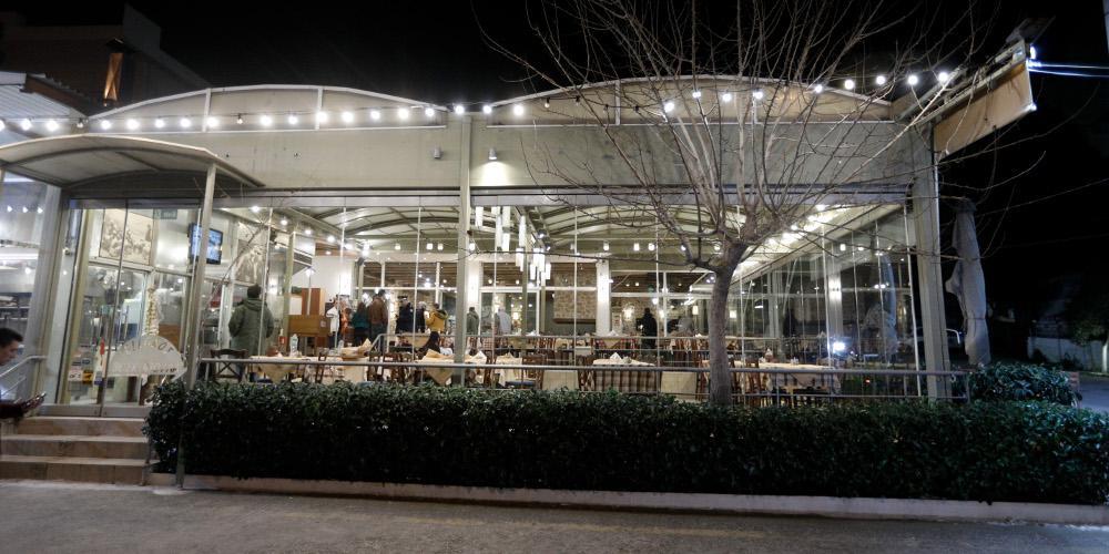 Μαφιόζικη επίθεση στη Βάρη: Οι πρώτες εικόνες από το σημείο και οι συγκλονιστικές αποκαλύψεις για το μακελειό