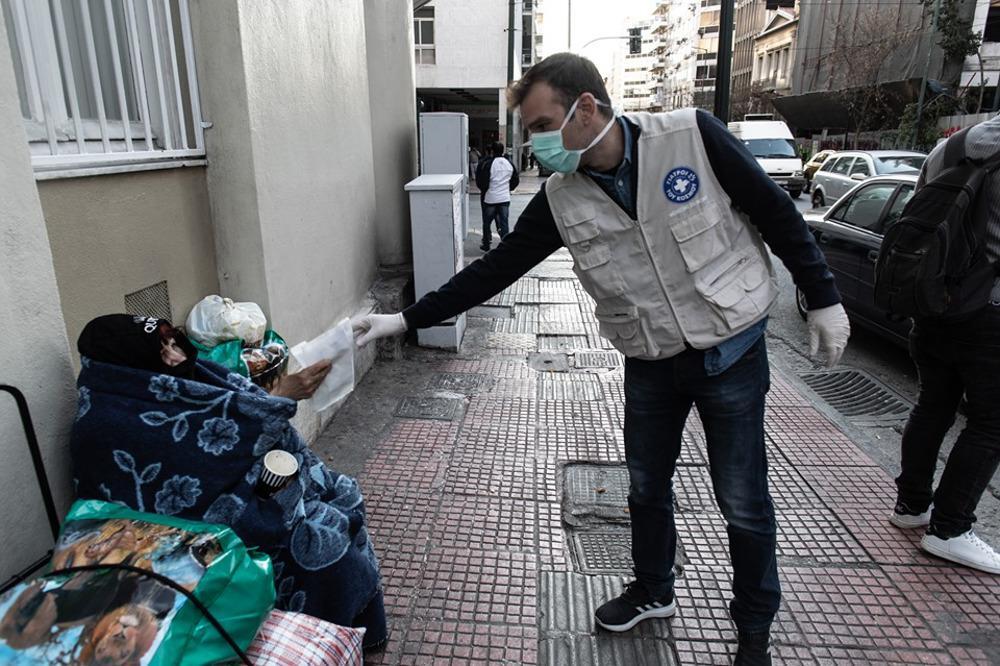 Γιατροί του Κόσμου: Με κινητή μονάδα για την θωράκιση των αστέγων από τον κορωνοϊό 