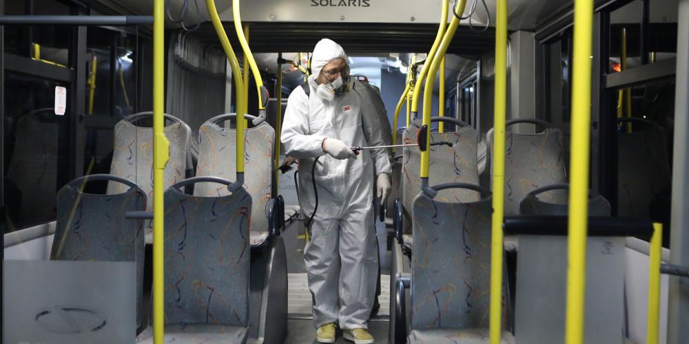 Κορωνοϊός: Εντατικοποιούνται τα μέτρα προστασίας στα μέσα μαζικής μεταφοράς