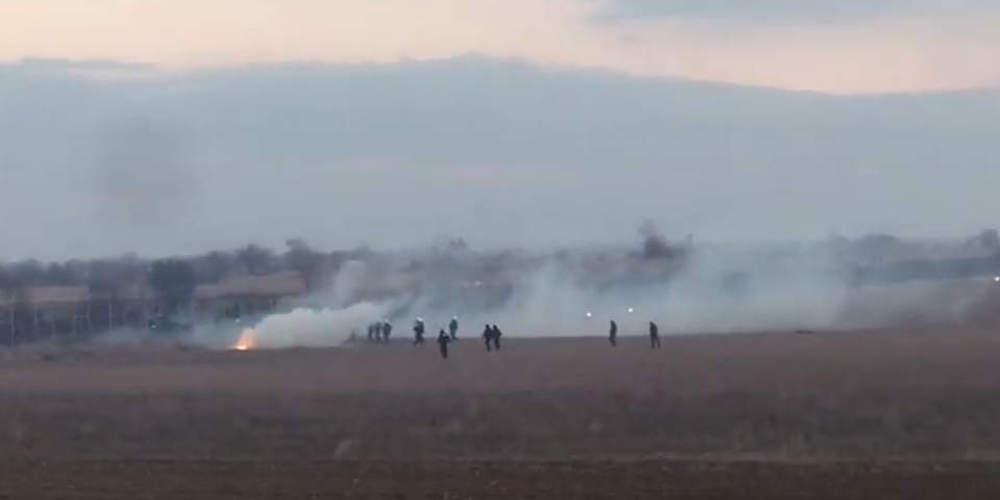 Νέα ένταση στον Έβρο: Τουρκικά στρατιωτικά οχήματα συνοδεύουν λεωφορεία με μετανάστες