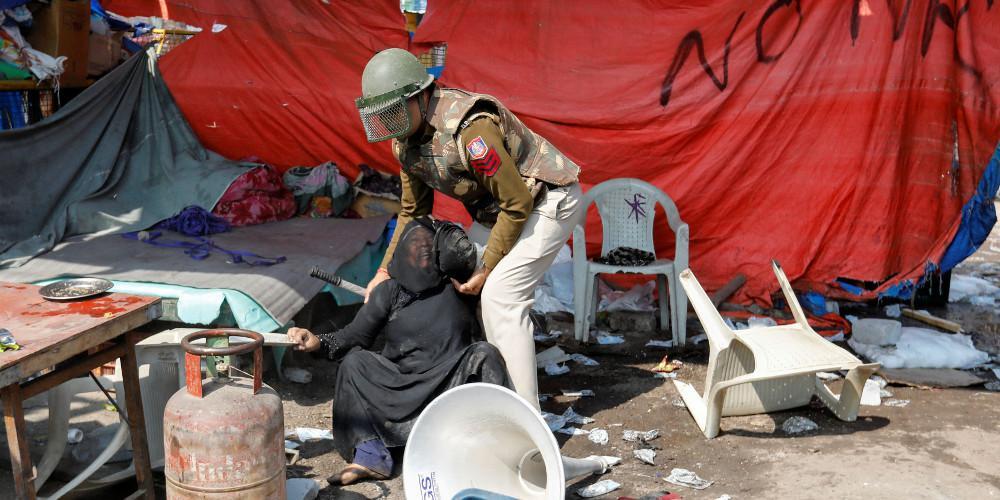 Ινδία: Τουλάχιστον 20 νεκροί στα βίαια επεισόδια στο Νέο Δελχί