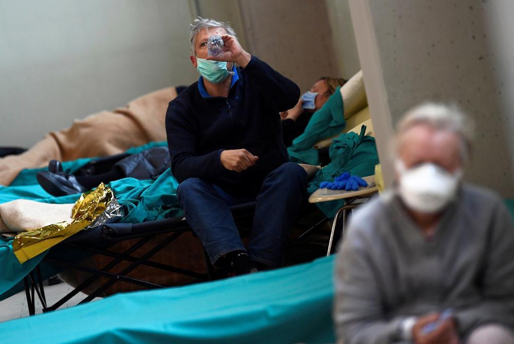 Ιταλία-κορωνοϊός: Μείωση των νέων κρουσμάτων και των νεκρών