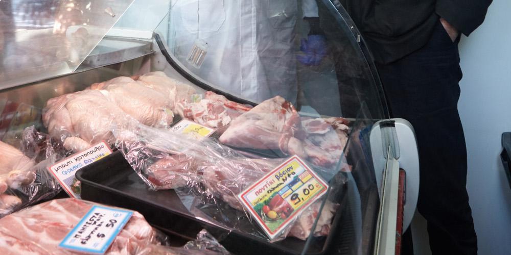 Κατάσχεση ακατάλληλων κρεάτων σε κρεοπωλείο στη Νίκαια