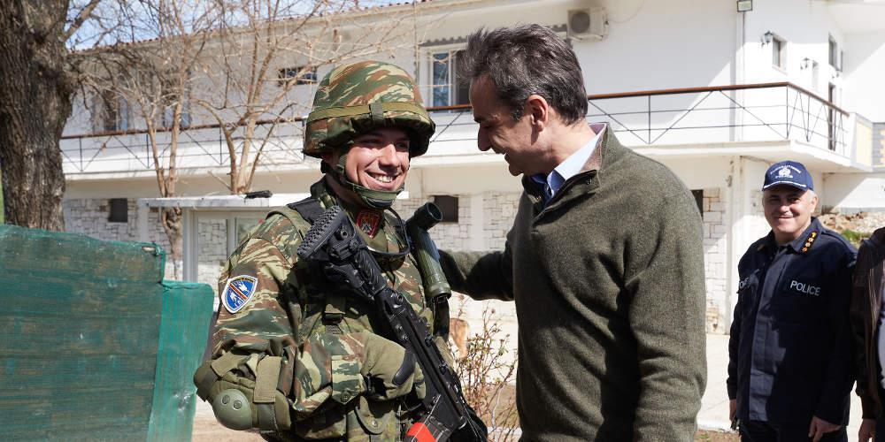 «Κυριάκο, φύλαγε τα σύνορά μας»: Συγκινητικές στιγμές για Μητσοτάκη στον Έβρο