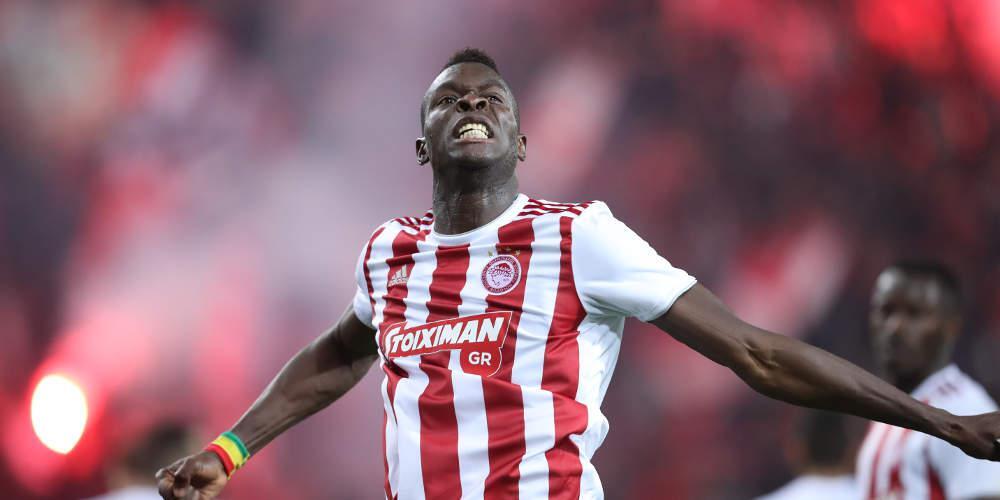 Κύπελλο Ελλάδας: Αγχώθηκε αλλά προκρίθηκε ο Ολυμπιακός νικώντας με 3-2 τη Λαμία