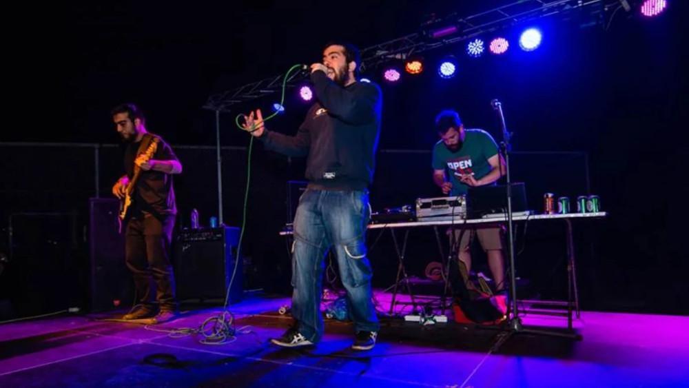 Σοκ στην ελληνική hip hop: Αυτοκτόνησε ο Έλληνας ράπερ «Το Βδέλυγμα»