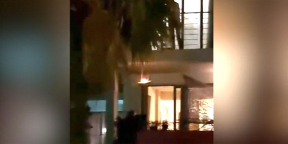 Γενέθλια στα χρόνια του κορωνοϊού - Κατέβασαν την τούρτα με σχοινί [βίντεο]