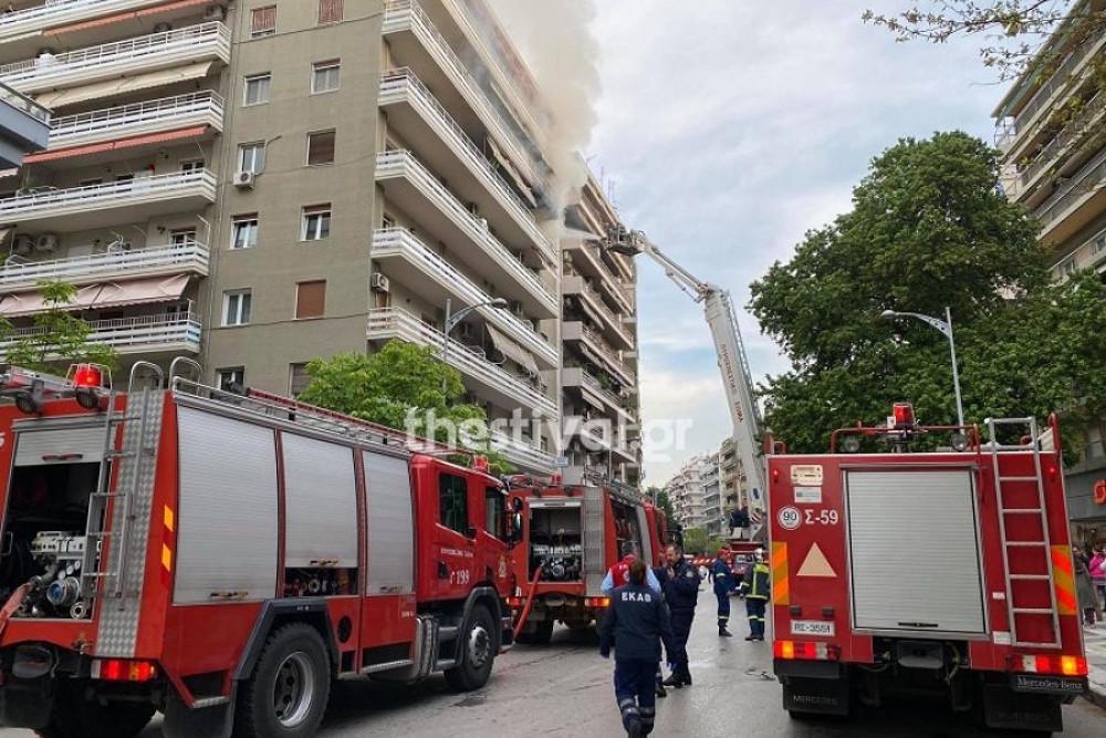 Τραγωδία στη Θεσσαλονίκη: Ένας νεκρός από φωτιά σε διαμέρισμα