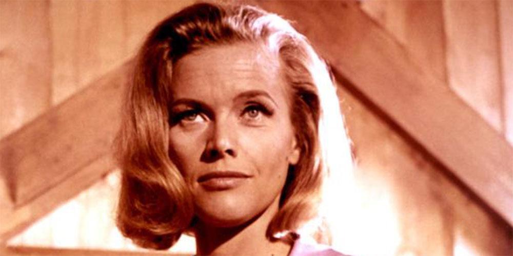 Πέθανε η Όνορ Μπλάκμαν, το διάσημο κορίτσι του Τζέιμς Μποντ