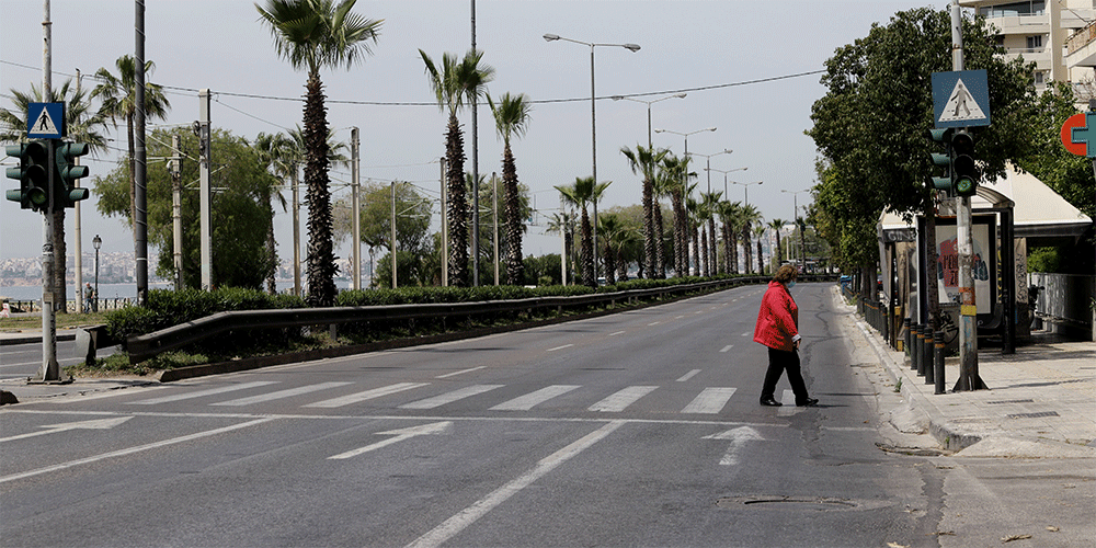 Κορωνοϊός: Οι Έλληνες πειθάρχησαν στα περιοριστικά μέτρα - Το «κλειδί» της τήρησής τους