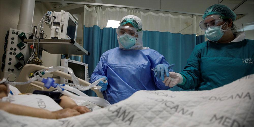 Κορωνοϊός - Συγκλονίζει νοσηλεύτρια σε κλινική COVID: Πλέον όσοι μπαίνουν στις ΜΕΘ δεν βγαίνουν