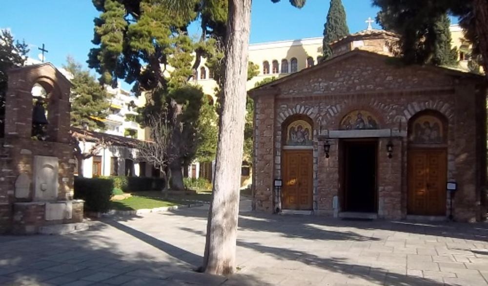 Εκρηκτικός μηχανισμός στη Μονή Πετράκη - Συναγερμός στην ΕΛ.ΑΣ.