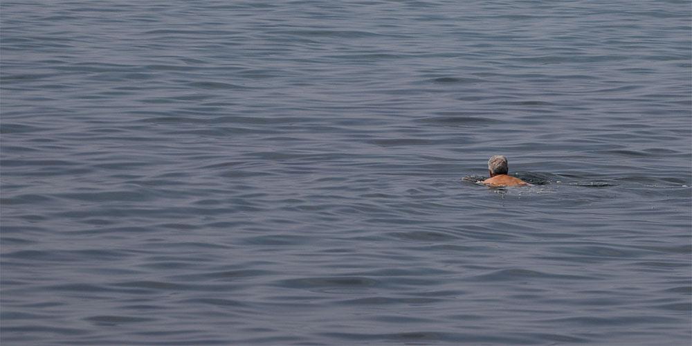 Απαγόρευση κυκλοφορίας: Τι ισχύει για το μπάνιο στη θάλασσα - Λήψη νέων μέτρων