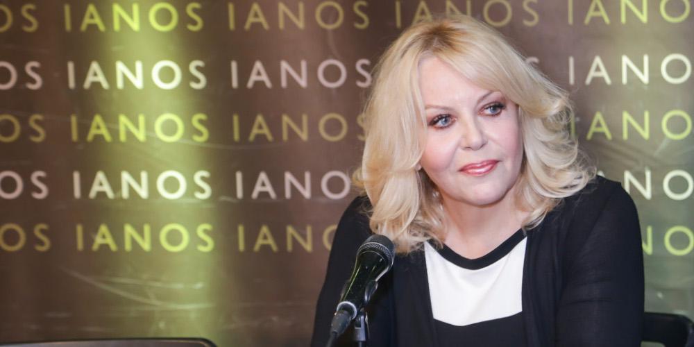 H Σεμίνα Διγενή μιλάει στον «Ε.Τ.» για το δεύτερο βιβλίο της - Οι «Απείθαρχοι» γεννήθηκαν μ’ έναν… πόνο!