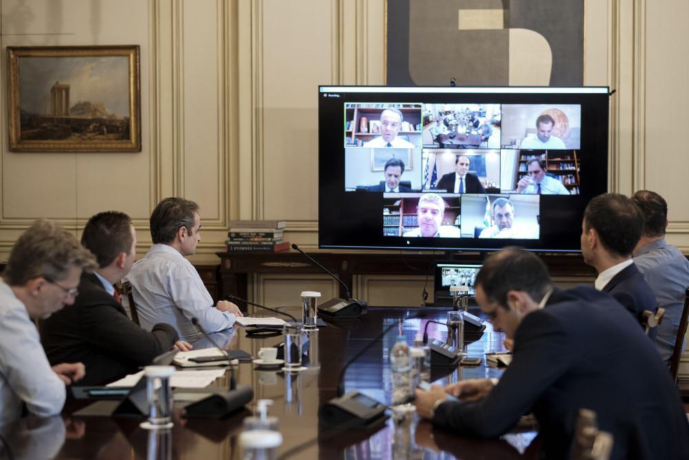 Ικανοποίηση στην κυβέρνηση για την έκδοση 7ετούς ομολόγου: Οι αγορές εμπιστεύονται την ελληνική οικονομία