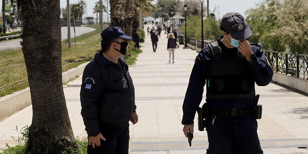 Σε 23 ανήλθαν οι παραβάσεις για μη τήρηση ελάχιστης απόστασης και μη χρήση μάσκας