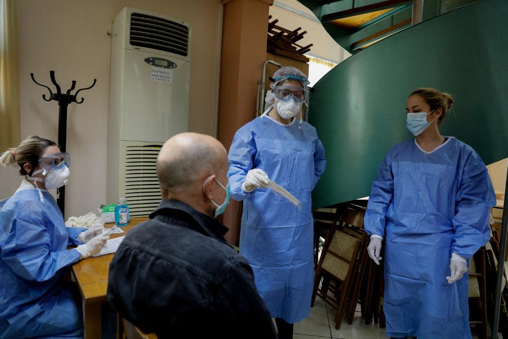 Κορωνοϊός: Πόσοι έλεγχοι έγιναν το τελευταίο διήμερο και γιατί τα 510 σημερινά κρούσματα δεν λένε την αλήθεια