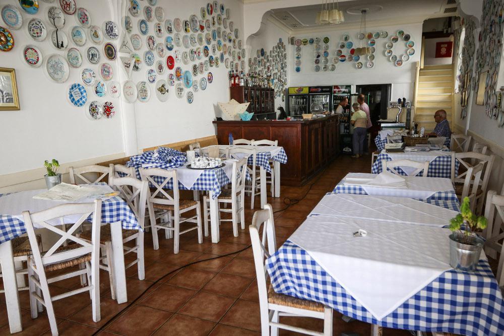 Γεωργιάδης: Ενδεχόμενο να ανοίξει η εστίαση και σε εσωτερικούς χώρους