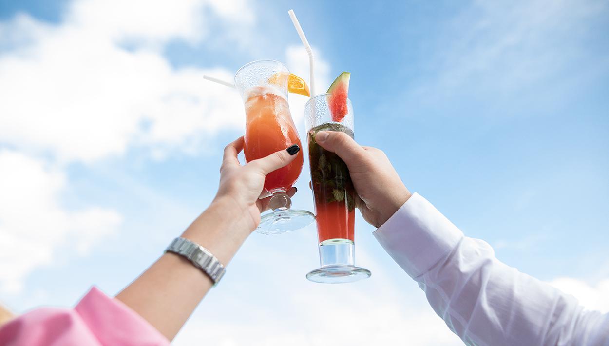 Καλοκαιρινά Mocktails: Φτιάξε εύκολα δροσερά ποτά χωρίς αλκοόλ