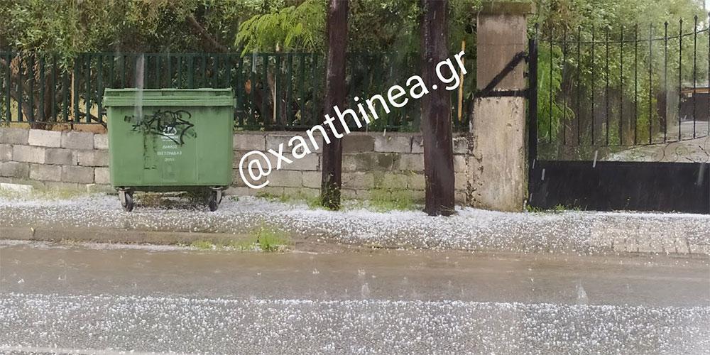 Η κακοκαιρία «χτύπησε» την Ξάνθη - «Ντύθηκε» στα λευκά από το… χαλάζι!