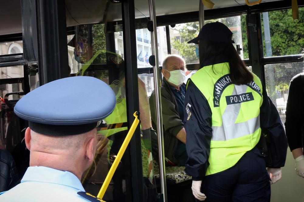 Σε 20 ανήλθαν οι παραβάσεις για μη τήρηση ελάχιστης απόστασης και μη χρήση μάσκας