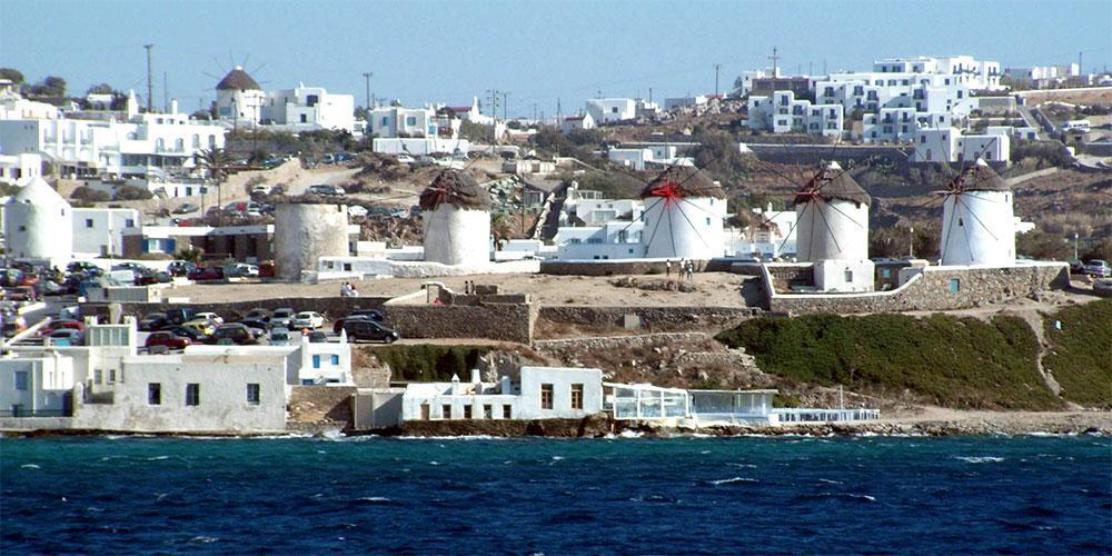 Μύκονος: «Τα χτυπήματα ήταν δολοφονικά, ήθελαν να με σκοτώσουν» – Συγκλονίζει ο ξενοδόχος που δέχθηκε επίθεση