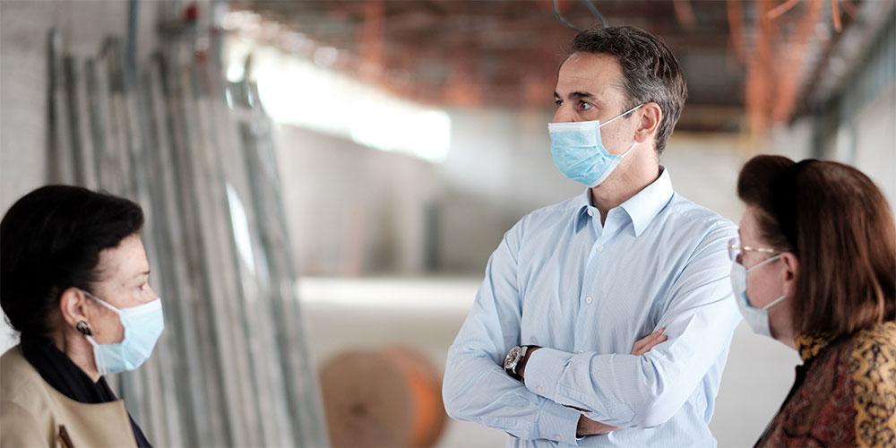 Στο εργοτάξιο της Εθνικής Πινακοθήκης ο Κυριάκος Μητσοτάκης