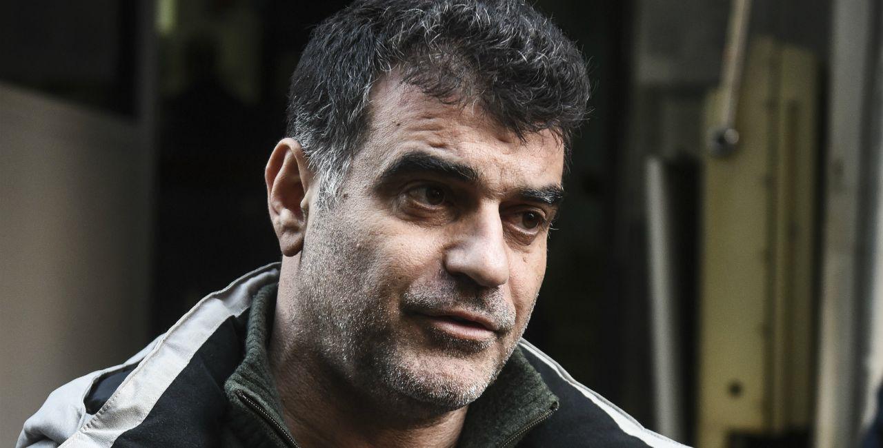 Με τους «ευνούχους» ή με τους «σκληρούς»;