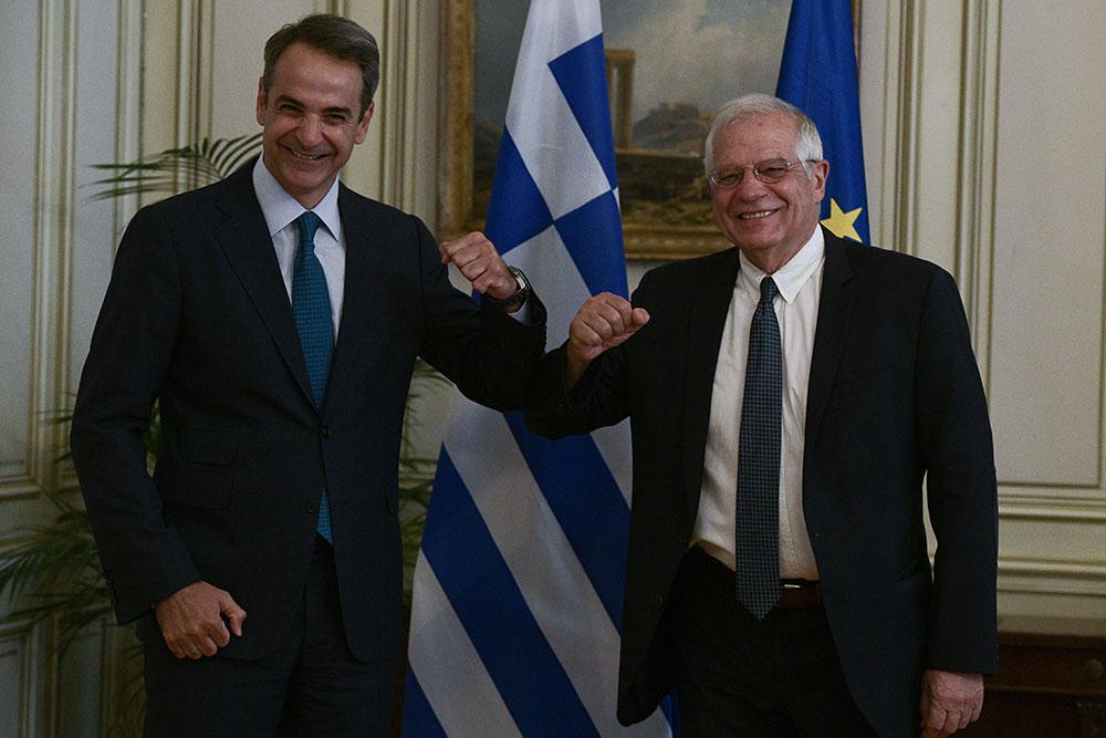 Ξεκάθαρο μήνυμα Μητσοτάκη και Μπορέλ στη Τουρκία: Είμαστε αποφασισμένοι να προστατεύσουμε τα σύνορά μας