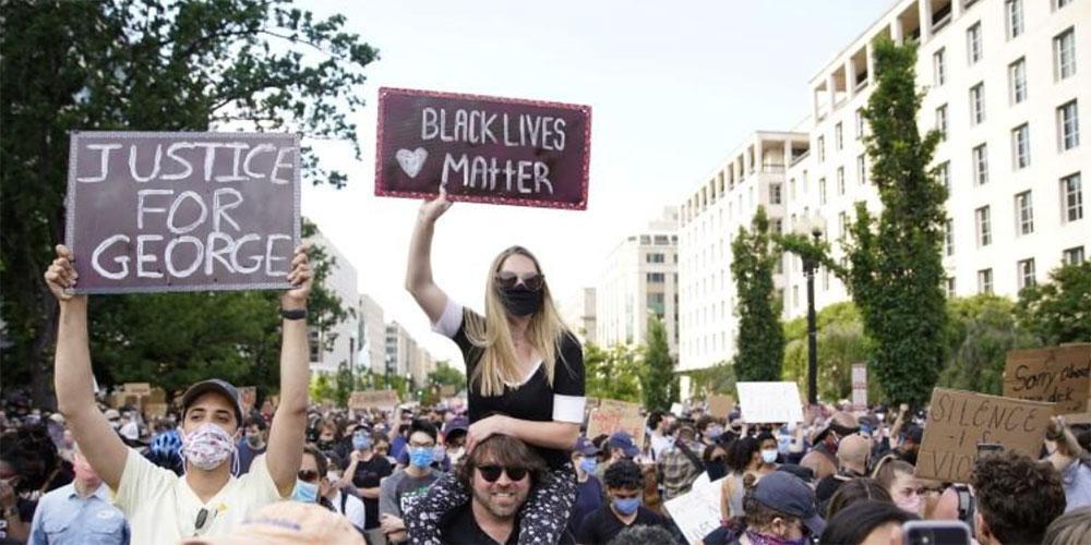 Δεν κοπάζει η οργή στις ΗΠΑ: Συνεχίζονται οι διαδηλώσεις για τη δολοφονία του Τζορτζ Φλόιντ - Κάνει πίσω ο Τραμπ για τον στρατό