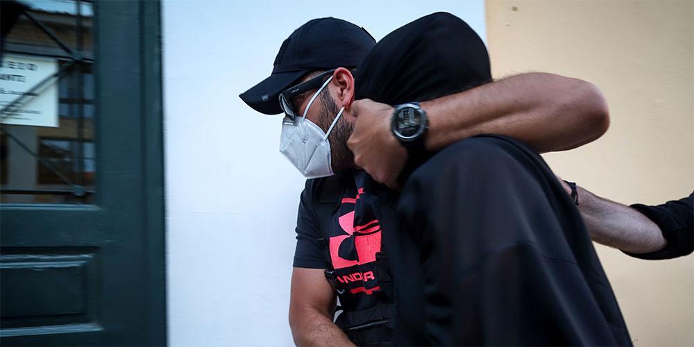 Επίθεση με βιτριόλι: Πώς ξεκίνησαν όλα, η ζήλια και η εμμονή - Τα μοιραία λάθη που οδήγησαν στη σύλληψη της 35χρονης