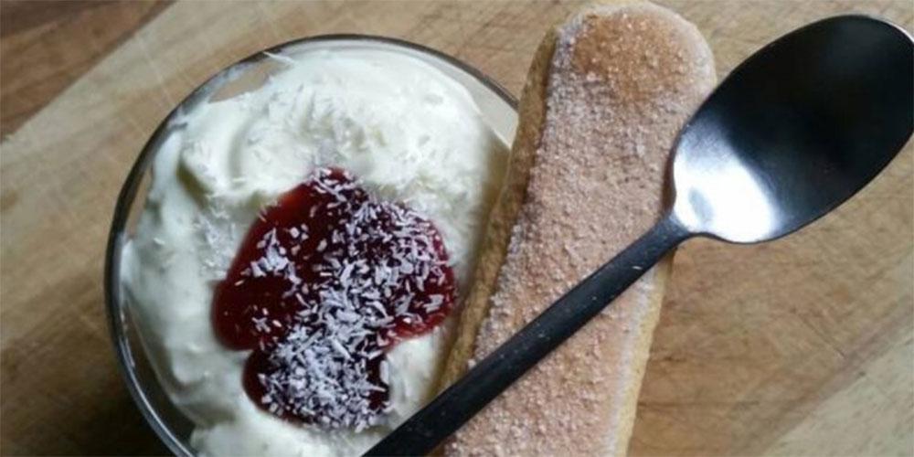 Ένα καλοκαιρινό γλυκό με κρέμα τυριού που θα λατρέψουν μικροί και μεγάλοι!