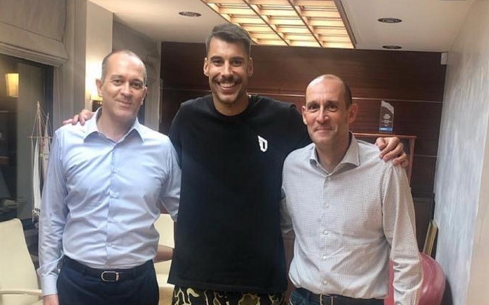 «Έδεσε» Πρίντεζη για ακόμα ένα χρόνο o Ολυμπιακός