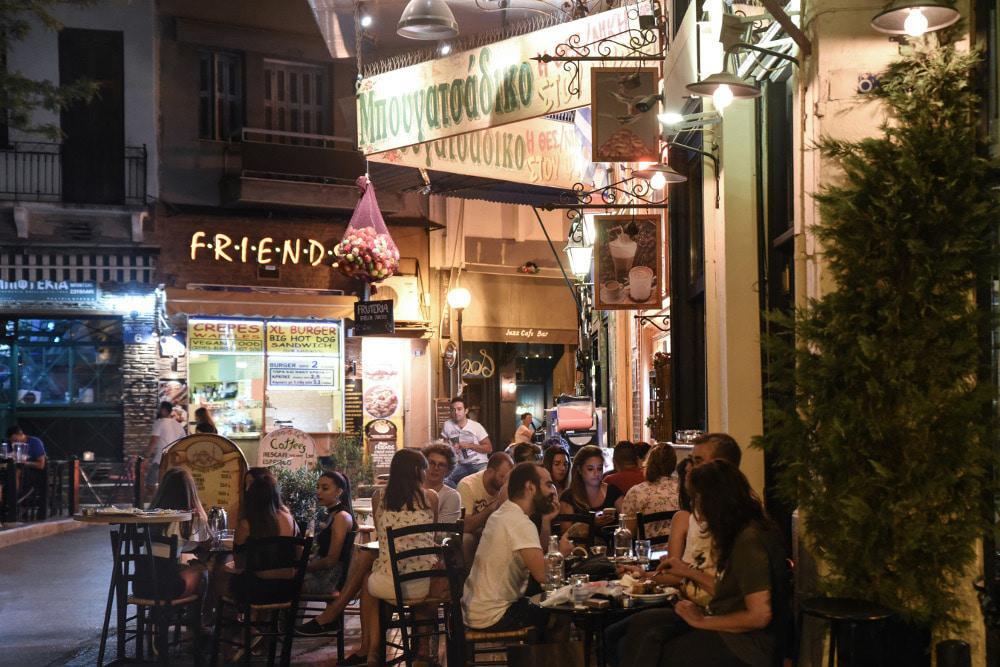 Άρση μέτρων: Ποια καταστήματα ανοίγουν αύριο Δευτέρα – Οι κανόνες