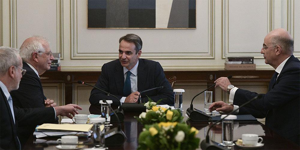 Σε θερμό κλίμα η συνάντηση Μητσοτάκη - Μπορέλ: Θα προστατεύσουμε τα σύνορα της Ελλάδας - Στήριξη από την Ε.Ε.