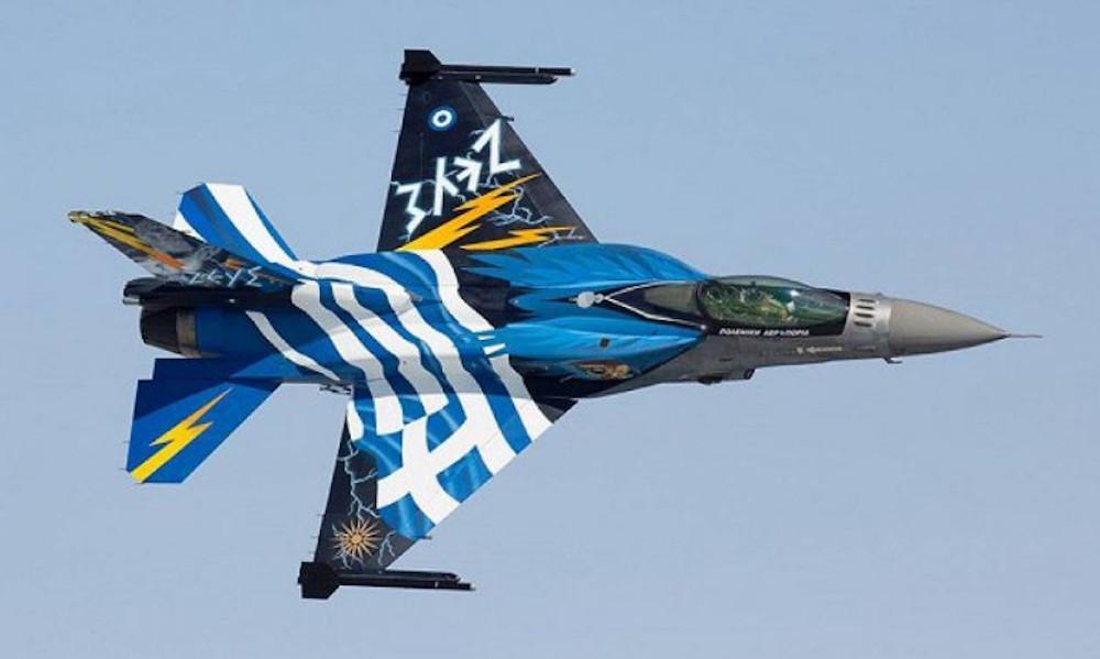 «Ράγισαν οι πέτρες και έκλαψαν οι ουρανοί» στην κηδεία του πιλότου της ομάδας «ΖΕΥΣ»