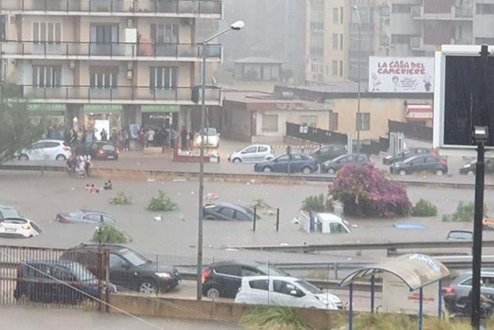 Ιταλία: Δύο νεκροί από σφοδρή κακοκαιρία που έπληξε την Σικελία