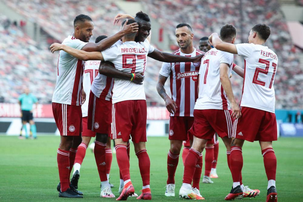 Super League 1: Με τριάρα επί της ΑΕΚ έραψε το 45ο Ολυμπιακός