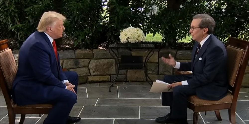 Όταν δημοσιογράφος του Fox News «στριμώχνει» τον Τραμπ για τις ψευδείς ειδήσεις!