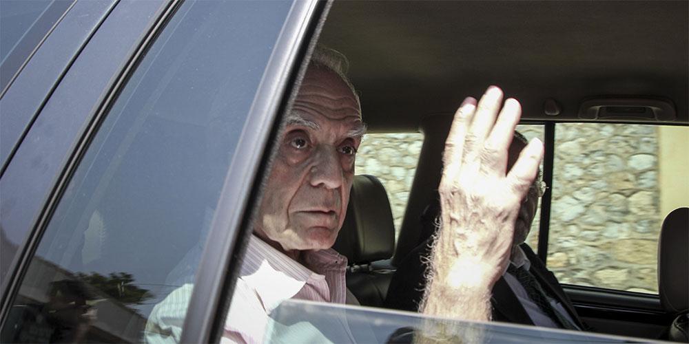 Αρνητικός στον κορωνοϊό ο Άκης Τσοχατζόπουλος - «Η οικογένεια μας δοκιμάζεται για μία ακόμα φορά», λέει Βίκυ Σταμάτη