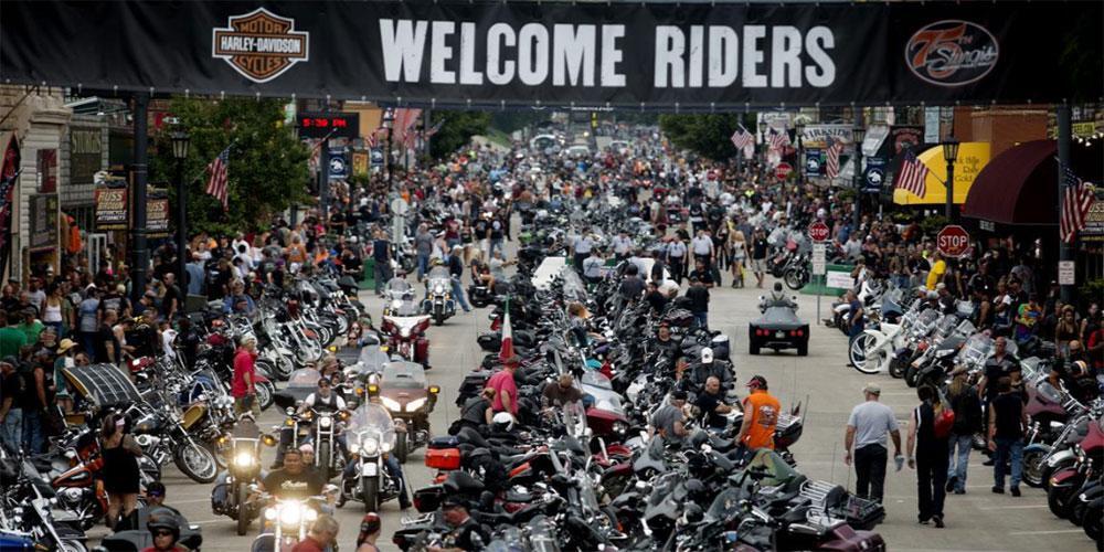 Δεν τους τρομάζει ο κορωνοϊός: Συγκέντρωση 250.000 μηχανόβιων στη Νότια Ντακότα!